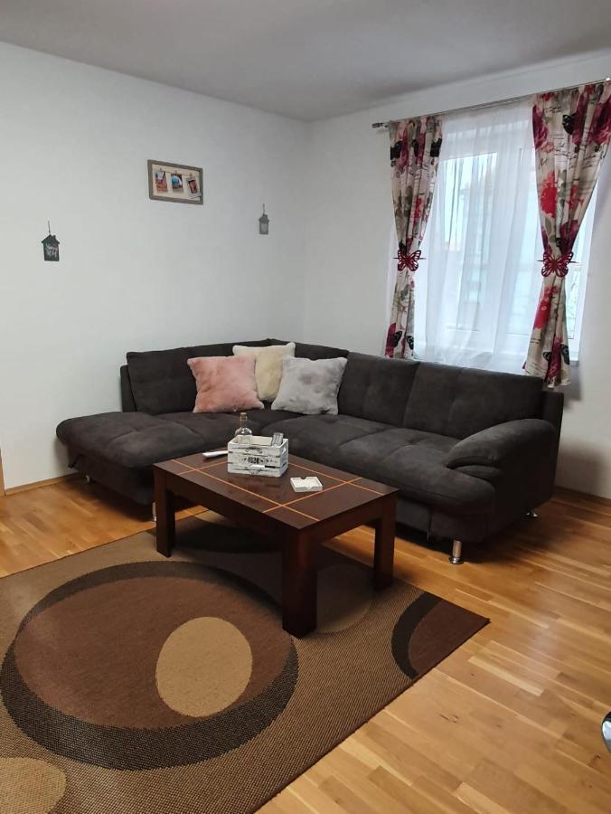 Smiley Apartment 锡比乌 外观 照片