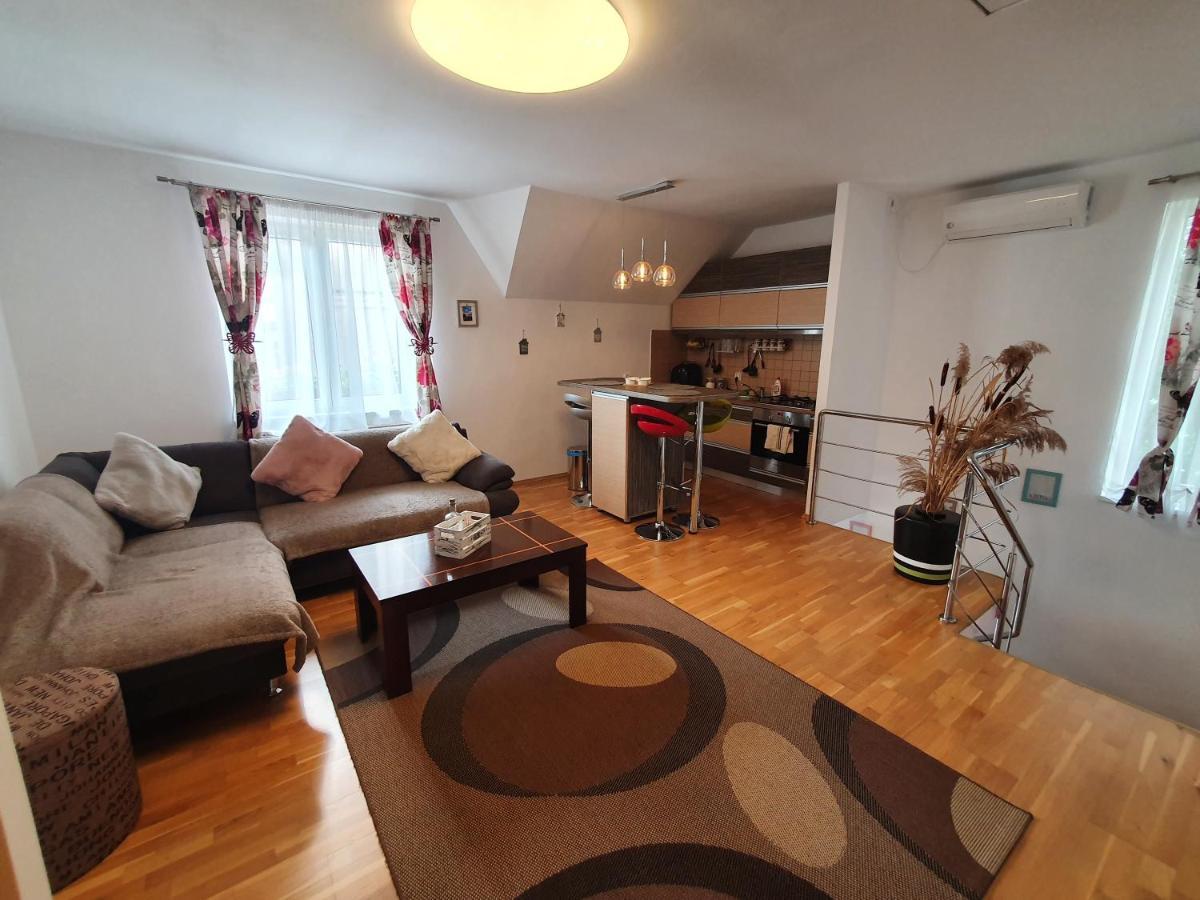Smiley Apartment 锡比乌 外观 照片