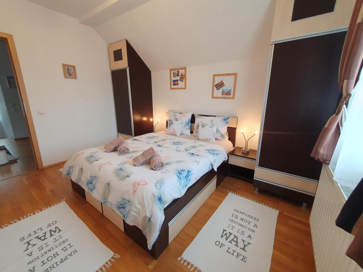Smiley Apartment 锡比乌 外观 照片