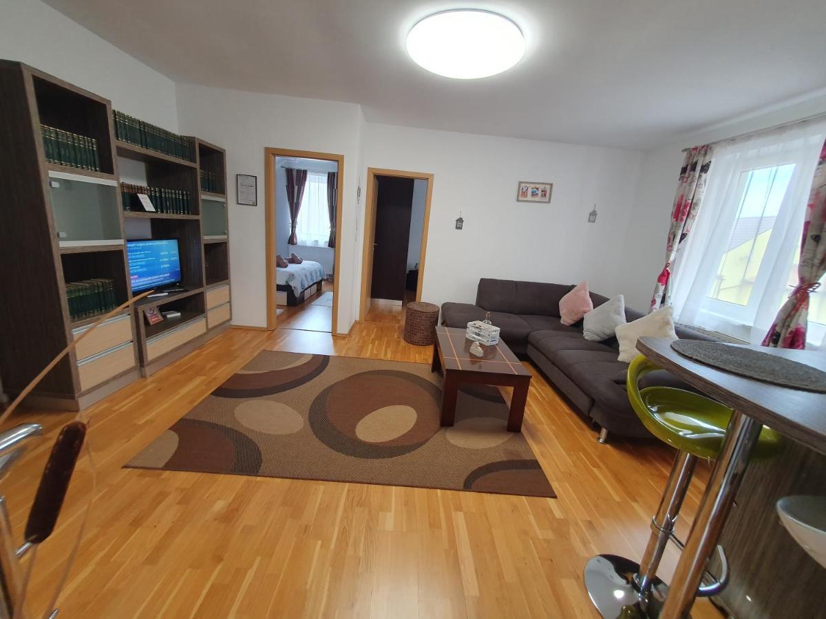 Smiley Apartment 锡比乌 外观 照片